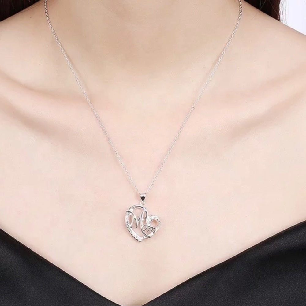 ✨Sparkling “Mom” Necklace✨ - Picture 3 of 5